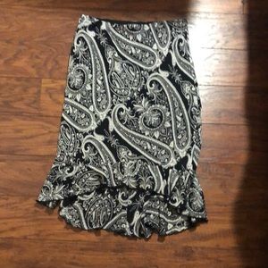 Jaloux high low skirt, black and white paisley, size small